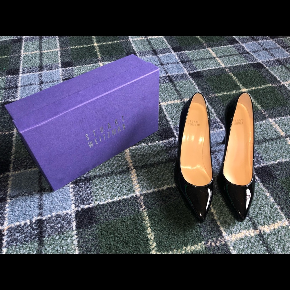 Stuart Weitzman black patent leather pumps